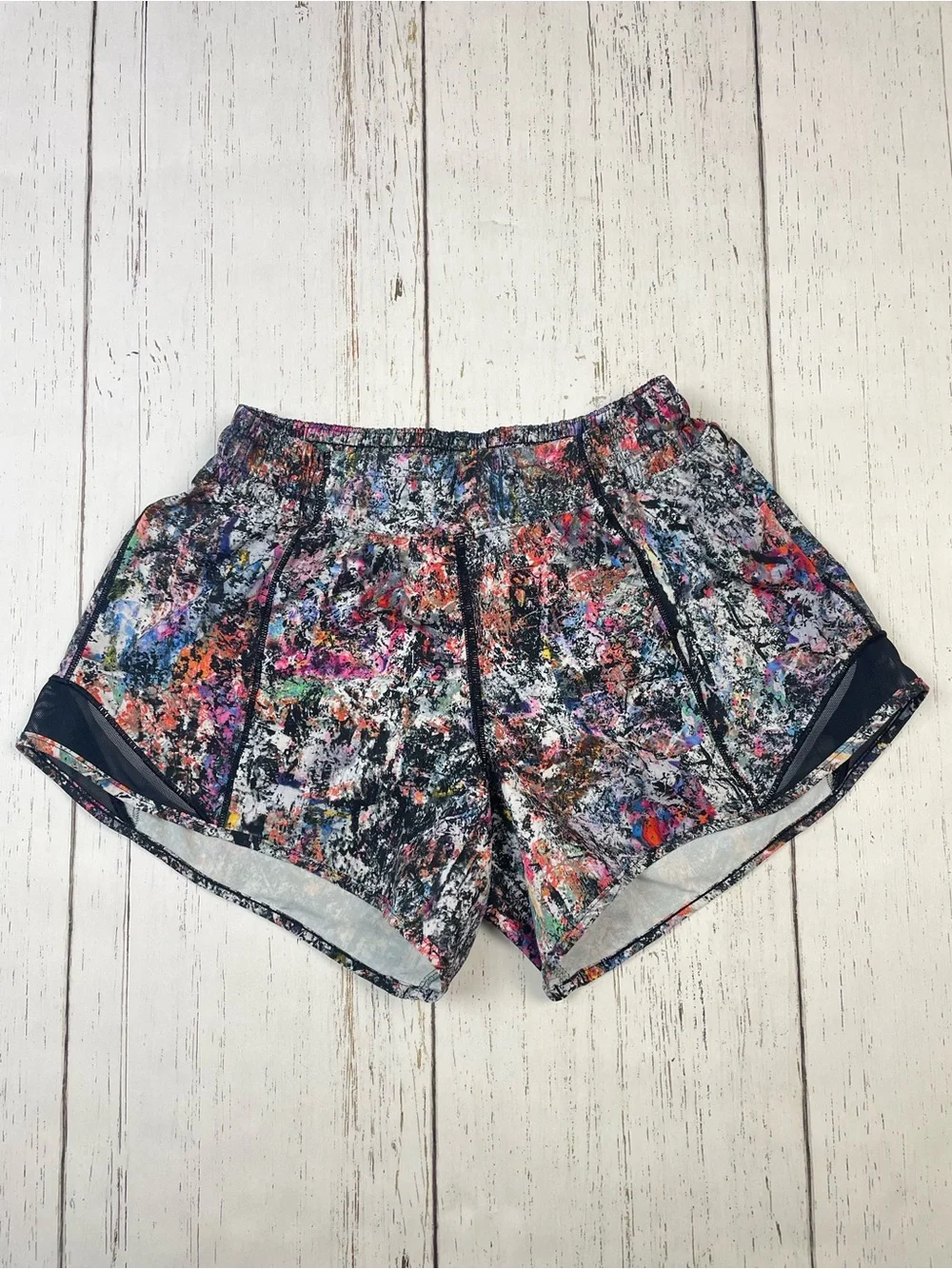 Lululemon Hotty Hot Short ll *Long *4”